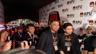 Pramono-Rano, RK-Suswono, dan Dharma-Kun Tiba di KPU Jakarta