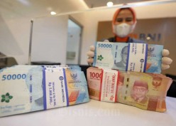 Rupiah Dibuka Menguat Tipis ke Level Rp15.196,5 per Dolar AS