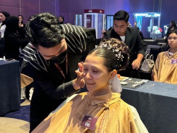 Make Up Artist, Profesi yang Masih Menjanjikan di Tengah Berkembangnya Bisnis Kecantikan