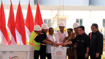 Peresmian Injeksi Bauksit Perdana SGAR Mempawah