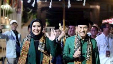 Pilgub Jabar: Pasangan Nomor Urut 1 Acep Adang-Gita KDI Siapkan 4 Kartu Sakti