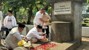 Kampanye Perdana, Ridwan Kamil-Suswono Ziarah ke Makam Tokoh Pahlawan dan Betawi