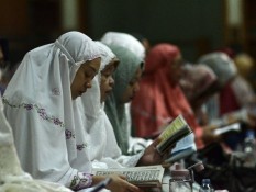 Bacaan Ayat Seribu Dinar dengan Arti dan Keutamaannya