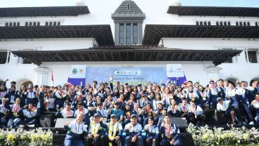 Hatrick Juara Umum di PON XXI Aceh-Sumut, Ini Pesan Bey kepada Atlet Jabar