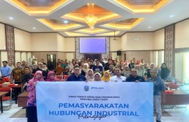 Edukasi Hubungan Industrial, PDS dan Disnaker Jatim Latih SMK