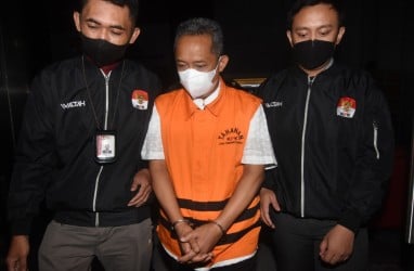 KPK Tahan Sekda hingga Anggota DPRD Bandung di Kasus Yana Mulyana