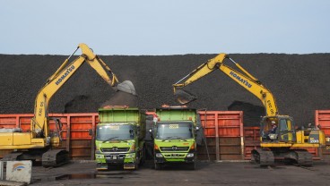 Mereka yang Balik Arah Borong United Tractors (UNTR)