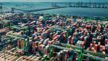 Kunjungan Kapal ke Teluk Lamong Naik 8%, Rute Baru Jadi Pendorong