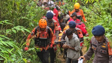 13 Orang Dinyatakan Tewas di Longsor Tambang Emas Solok