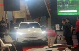 MG & Panitia Buka Suara soal Insiden Mobil Listrik Tabrak Booth di GIIAS Bandung