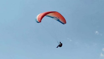 Atlet dari 9 Negara Bertanding di West Java International Paragliding Championship 2024