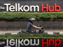 Posisi JP Morgan di Telkom (TLKM), Indosat (ISAT) dan XL Axiata (EXCL)