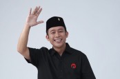 Profil Denny Cagur: Dari Guru Les Privat, Komedian, Kini jadi Anggota DPR