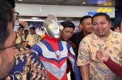 Ada Ultraman di Pelantikan Anggota DPR, Ternyata Ini Sosoknya