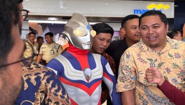 Ada Ultraman di Pelantikan Anggota DPR, Ternyata Ini Sosoknya