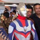 Foto Caleg Pakai Kostum Ultraman saat Pelantikan Anggota DPR RI 2024-2029