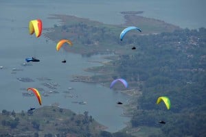 Kejuaraan Intenasional Paralayang di Sumedang Jawa Barat