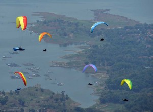 Kejuaraan Intenasional Paralayang di Sumedang Jawa Barat