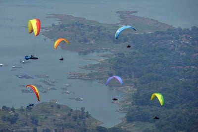 Kejuaraan Intenasional Paralayang di Sumedang Jawa Barat