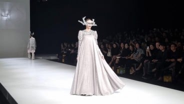 Ivan Gunawan Tampilkan 40 Koleksi Terbaru di The Langham Fashion Soirée