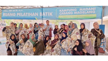 Hari Batik Nasional, PNM Berdayakan Pengrajin Batik di Kampung Madani