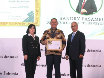 PT Surveyor Indonesia Raih 2 Penghargaan Top BUMN Awards 2024