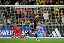 Cetak Brace, Lionel Messi Bawa Inter Miami Raih Supporters' Shield MLS 2024