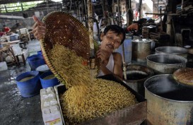 Bulog Minta Akindo Putar Otak Tingkatkan Produksi Kedelai Lokal