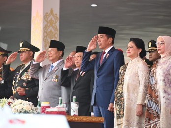 Puja-Puji Jokowi ke Prabowo di HUT Ke-79 TNI: Keamanan RI Makin Terjamin