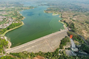 Optimalisasi Waduk Karangkates Untuk Pengembangan PLTS Terapu