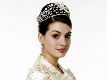Anne Hathaway Segera Bintangi Film The Princess Diaries 3