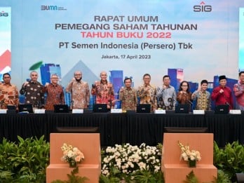 Direksi dan Komisaris Semen Indonesia Borong 1,7 Juta Saham SMGR