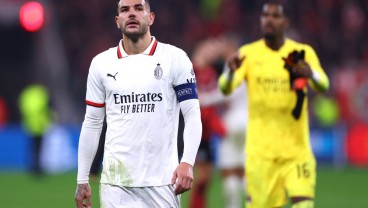 Theo Hernandez Kena Hukuman Dilarang Bela AC Milan Dua Laga