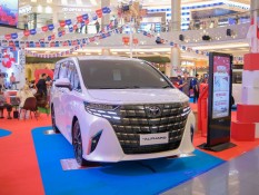 Promo Akhir Tahun Toyota, Special Rate Premium Car Mulai 2%