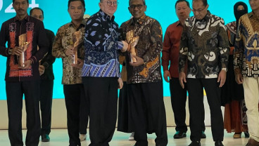 Bank Jateng Syariah Raih Penghargaan Best Halal Financial Support