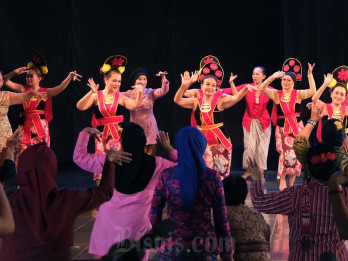 Bakul Budaya Ramaikan Pembukaan Pameran Arsip Bagong Kussudiardja