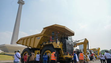 Pameran Alat Berat Industri Pertambangan di Monas
