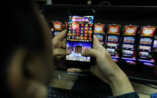DANA, OVO hingga Gopay Tersandung Transaksi Judi Online