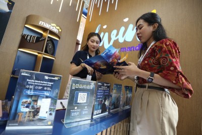 Nasabah Kartu Kredit Bank Mandiri Meningkat