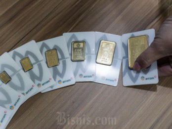 Harga Emas 24 Karat Antam Turun, Termurah Jadi Rp794.000