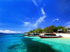 Krisis Air, Hotel di Gili Meno Beli Air Galon Isi Ulang