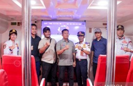 Kapal Cepat Situbondo-Raas Resmi Beroperasi