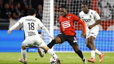 Juventus Dikabarkan Dekati Striker Muda Prancis Arnaud Kalimuendo