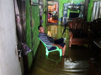 Sejumlah Kecematan di Riau Menjadi Langganan Banjir Rob