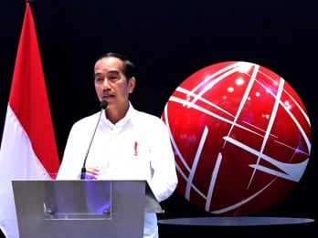 Tren IHSG Selama 10 Tahun Jokowi Bergerak Signifikan