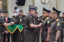 Jaksa Agung Burhanuddin Lantik Jampidmil dan Kajati DKI Baru