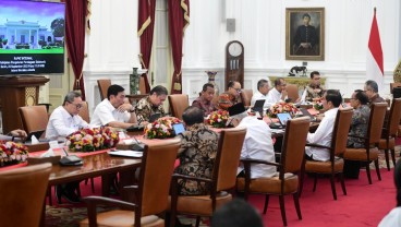 H-2 Jelang Lengser, Jokowi Ajak Menteri Kabinet Makan Siang Terakhir di Istana