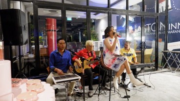 Aston Inn Pandanaran Semarang Gelar BBQ Fashion & Dinner Bareng Alfath dan Batik Margaria