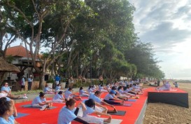 Festival Yoga di Sanur Ramai Diikuti Peserta