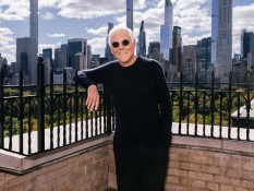 Giorgio Armani Belum Mau Pensiun di Usia 90 Tahun